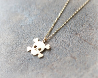 Skull and Cross Bones Necklace