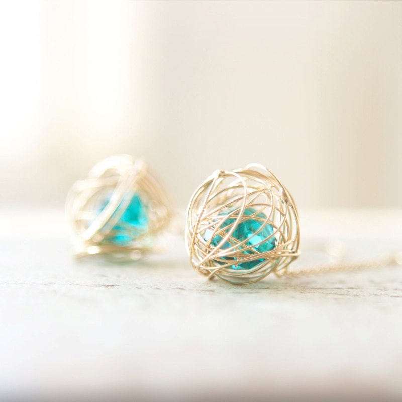 Wire Ball earrings with green beads