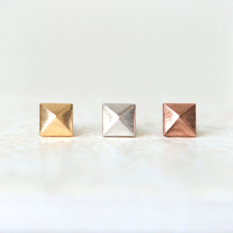 Tiny Square Pyramid earrings / choose your color / gold, silver and pink gold