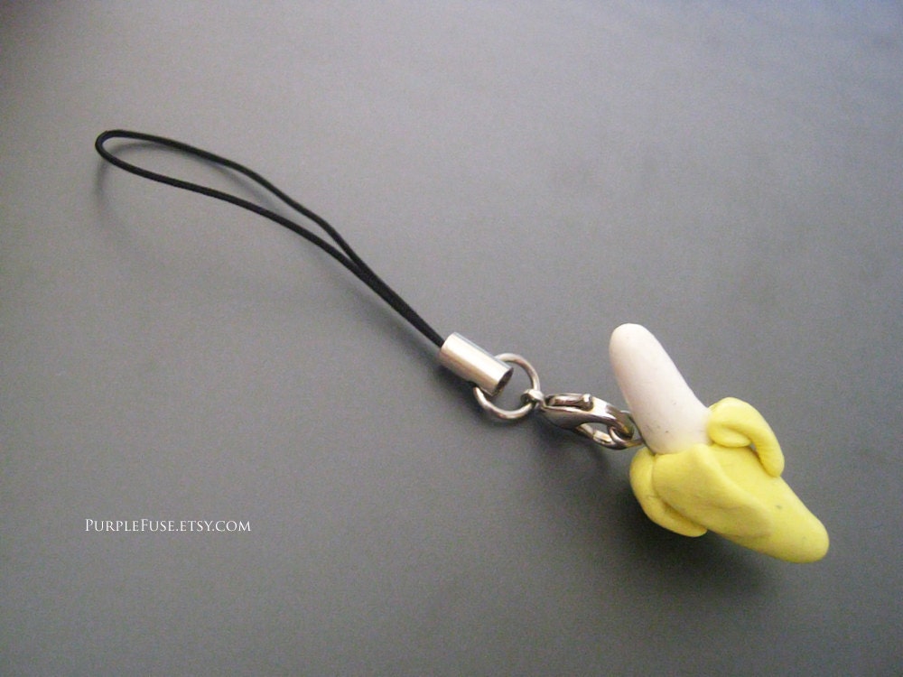 Banana charm with cell phone