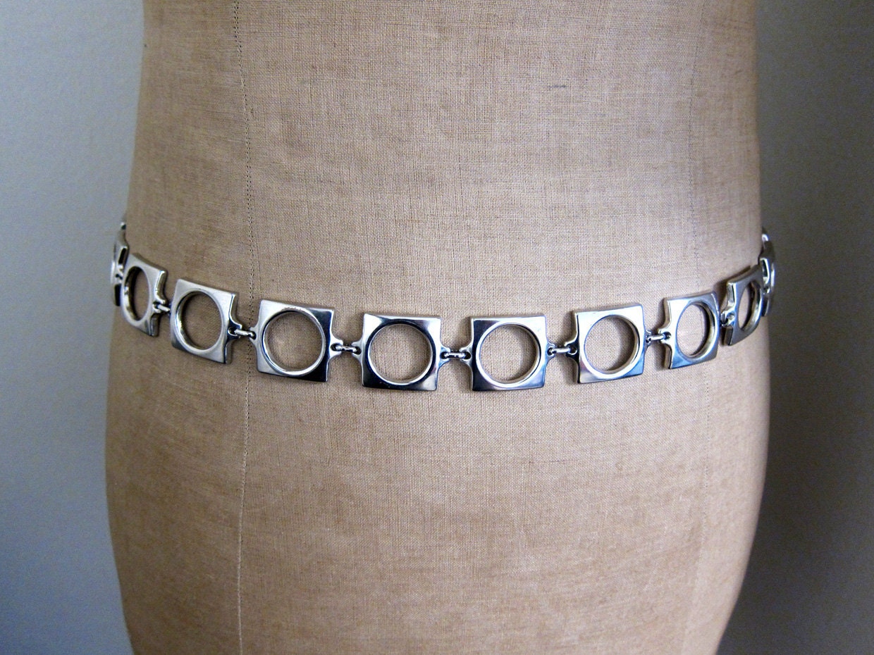 On hold for Julie Vintage retro silver tone modernist square chain belt