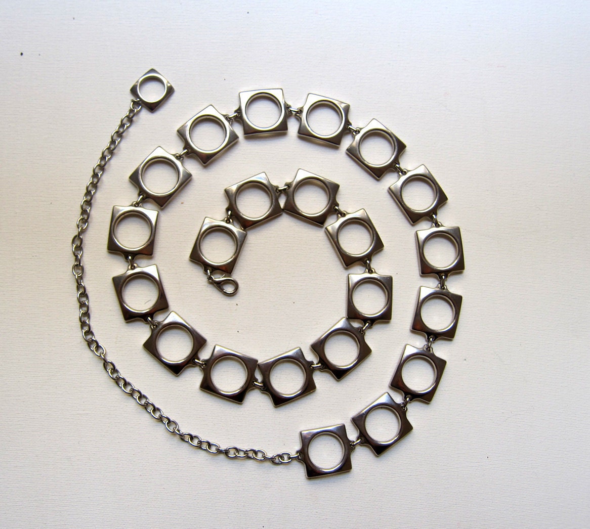 On hold for Julie Vintage retro silver tone modernist square chain belt