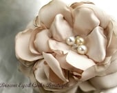 Champagne Bridal Flower Hair clip, Wedding Hair Accessory, Bridal Fascinator, Bridal Head Piece