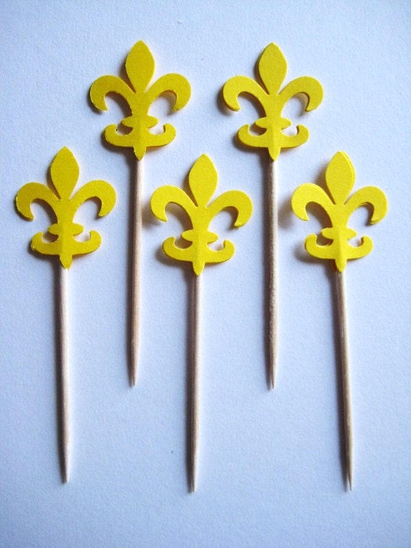 24 Yellow Fleur de Lis Party Picks - Cupcake Toppers - Toothpicks - Food Picks - FP286