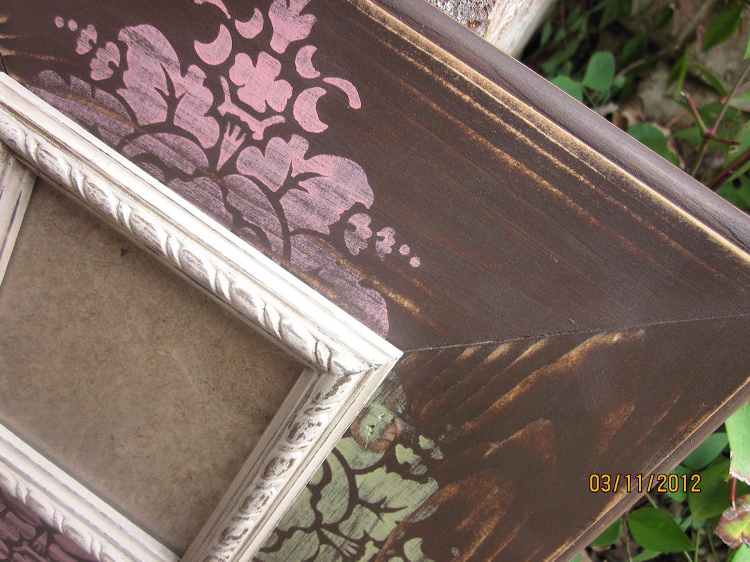 4x4 Distressed Picture Frame, Asphaltum / Spanish Olive / Rose Pink / Linen