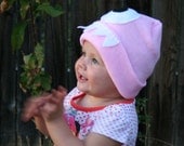 Cyclops Monster Snow Hat - Pink Beanie One Size Fits Most