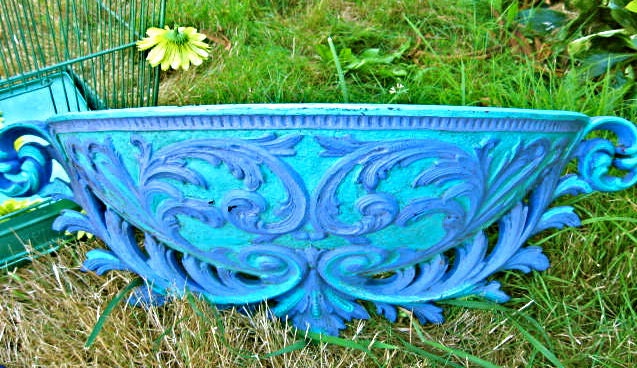 Take 20% off Retro WALL or GARDEN Fence PLANTER Hand Painted