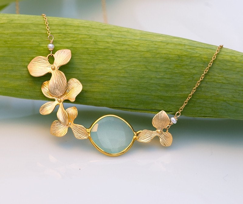 Faceted blue Chalcedony stone in 22k Gold Vermeil Necklace with Freshwater White Pearl