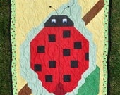 Ladybug Baby Quilt Pattern in 3 sizes (PDF)