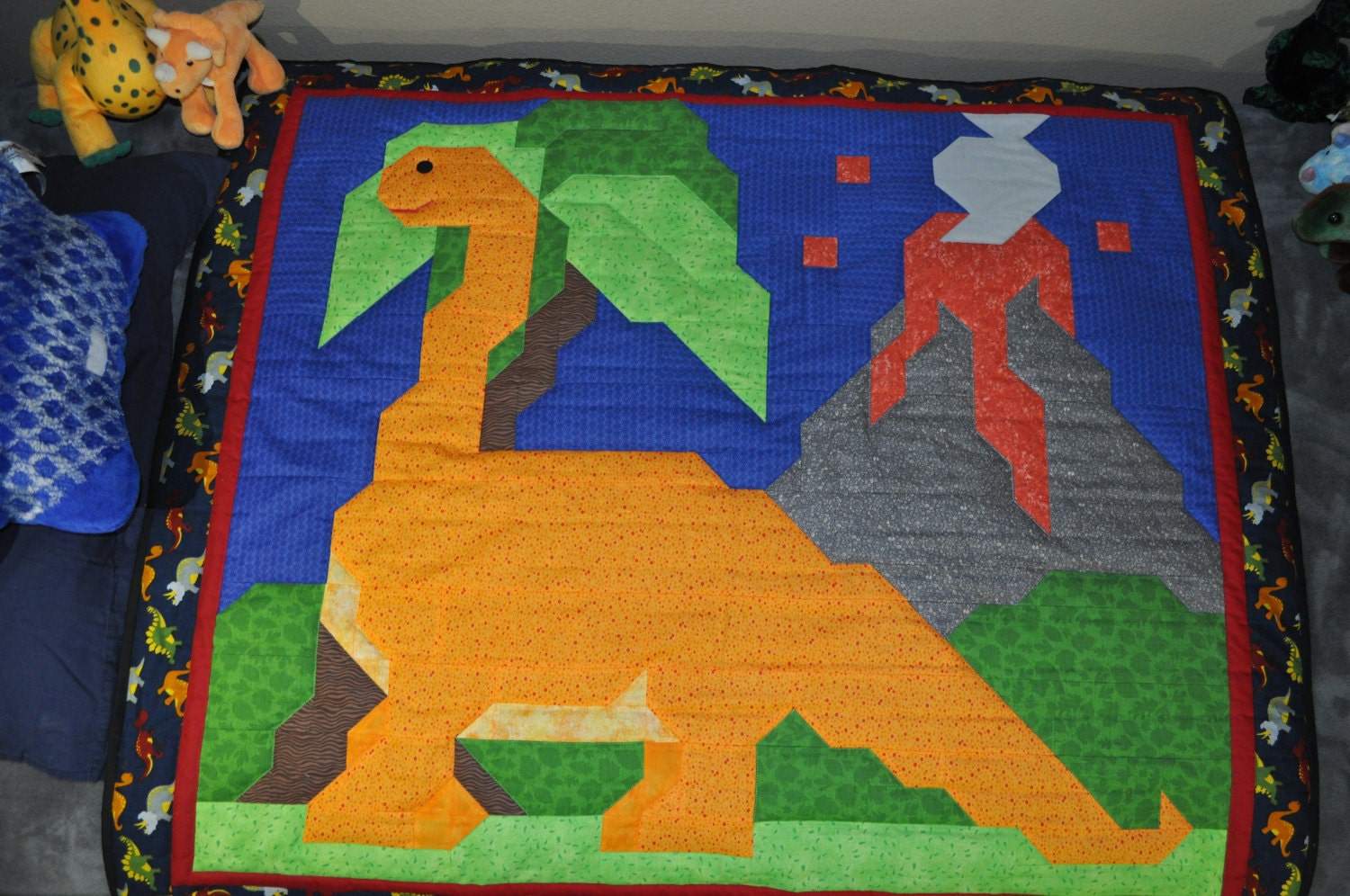 Dinosaur Toddler Quilt Pattern  in multiple sizes- PDF