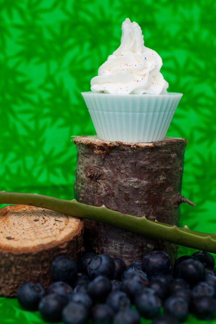 Aloe, Juniper Cupcake Soap - Vegan & Paraben-free