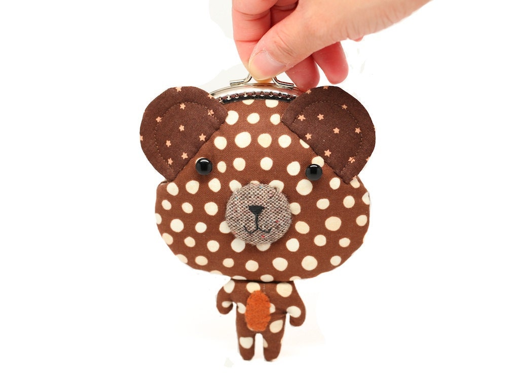 Little mocha brown bear clutch purse