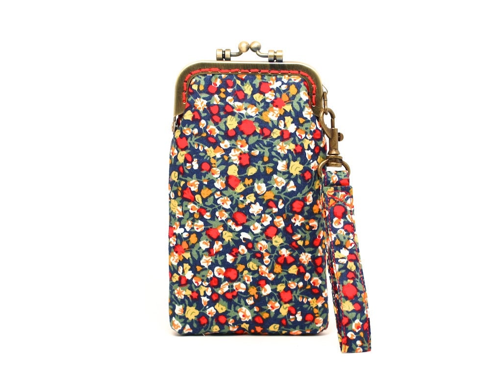 Maze of flowers iPhone kisslock clutch