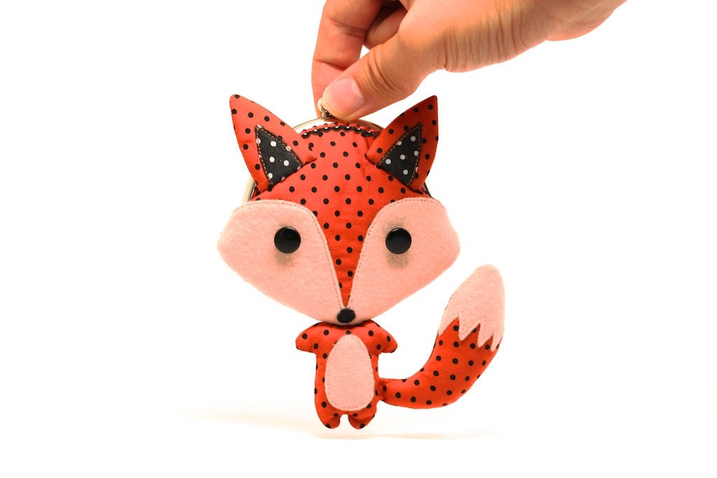 Little cunning red fox clutch purse