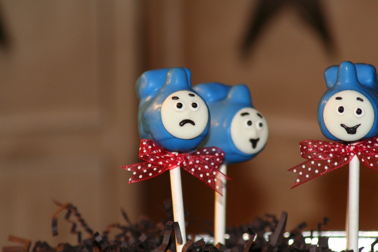 Mom's Killer Cakes & Cookies Thomas the Tank Engine and Friends Inspired Cake Pops