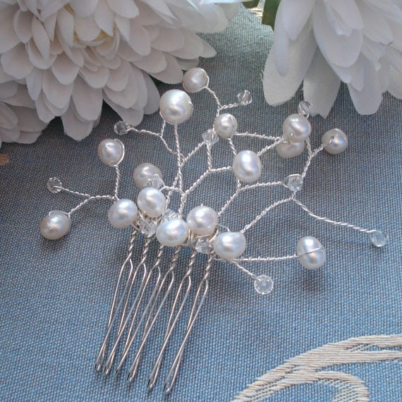 Delicate Wire Wrapped Swarovski Crystal and White Pearl Hair Comb, Perfect for Weddings, Brides, Bridesmaids, Graduation, Prom, Special Occasions, Black Tie, Maid of Honour, Formal Event
