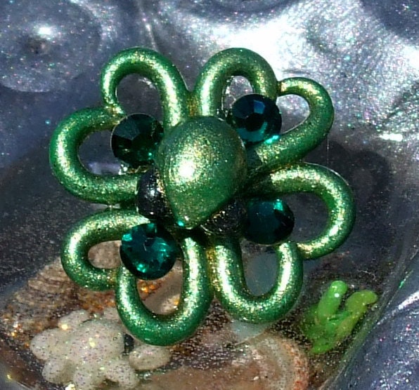 CLEARANCE: Baby Octopus 4 Leaf Clover and Swarovski Tie-Tack Pin or Brooch