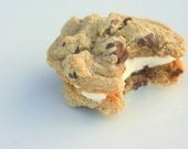 Chocolatie Chip Buttercreme Cookie-Wiches-1/2 Dozen