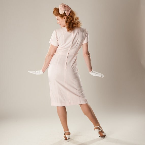 Vintage 1950s Wiggle Dress Pink Linen Applique Wedding Summer Bridal Fashions