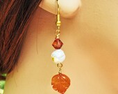 White Amber Leaf Crystal Dangle Earrings