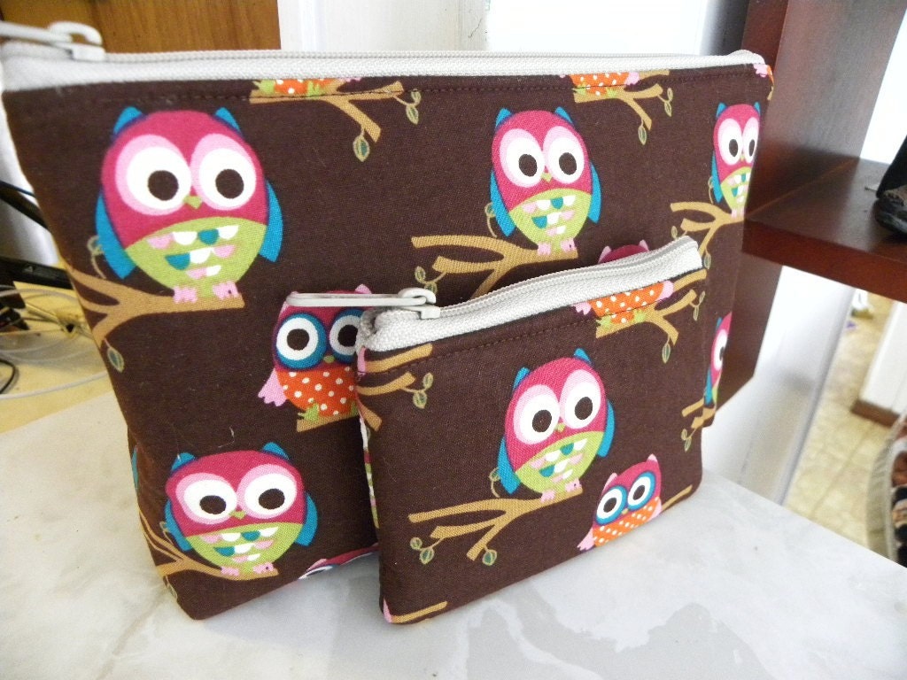 Sale-Owls Large zipper Cosmetic/accessory with coin pouch-New