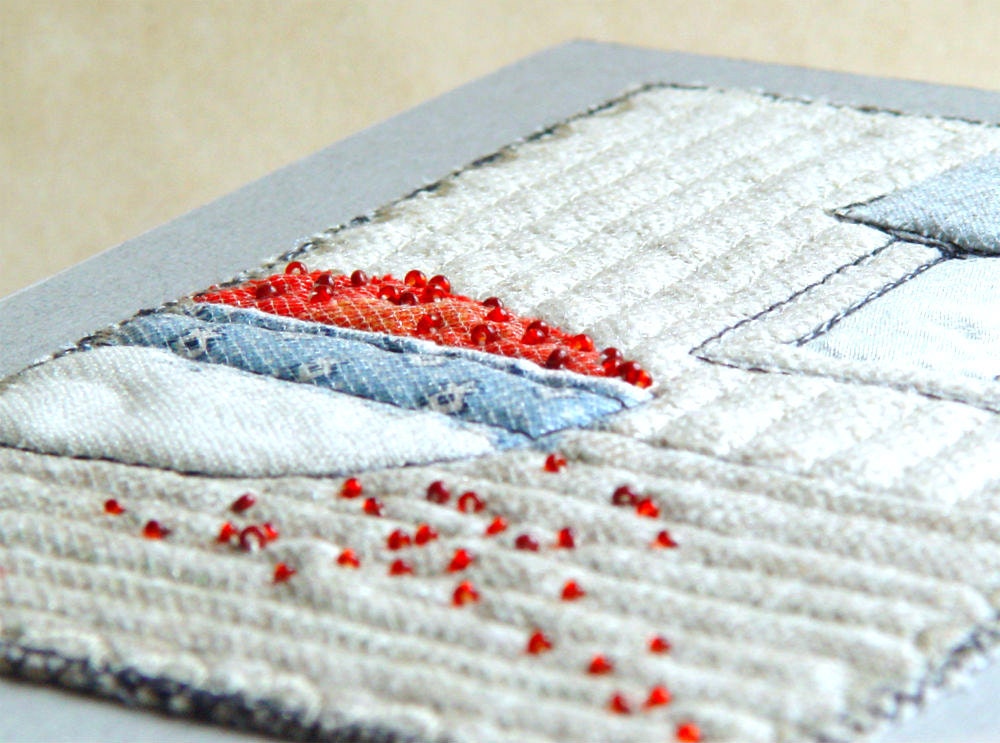 RED BERRIES, Mini Textile Art, Embroidery Art, Wall Art
