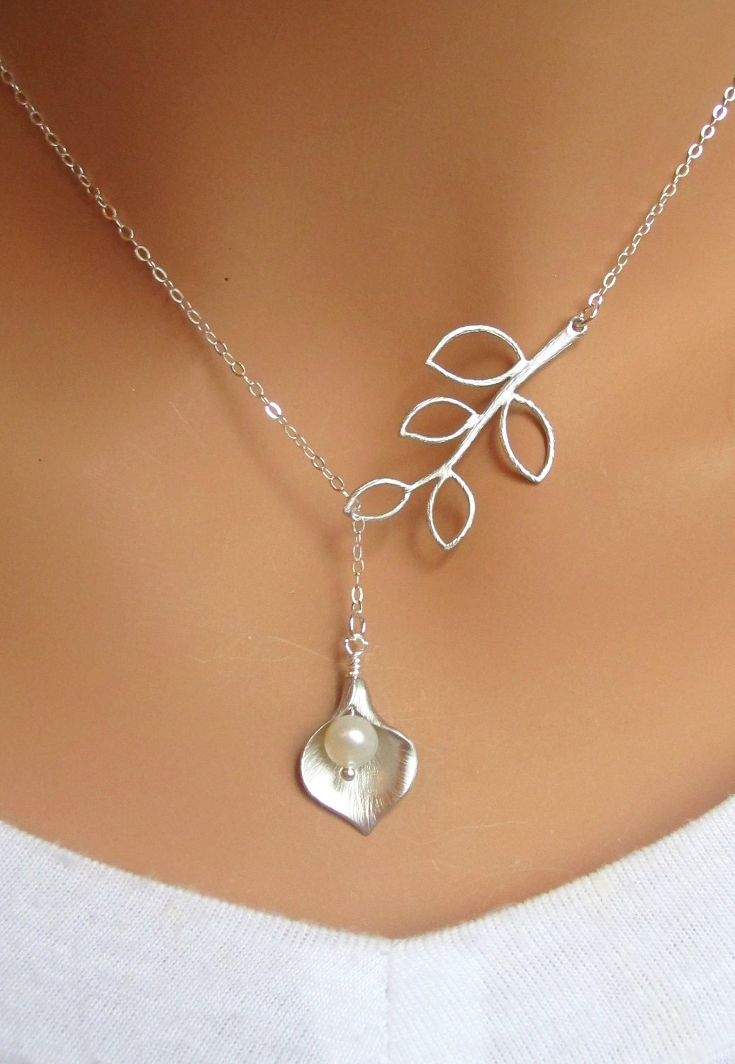 Calla Lily and Branch sterling silver lariat necklace. Bridal. Wedding. Bridesmaids Gift. Everyday Wear.