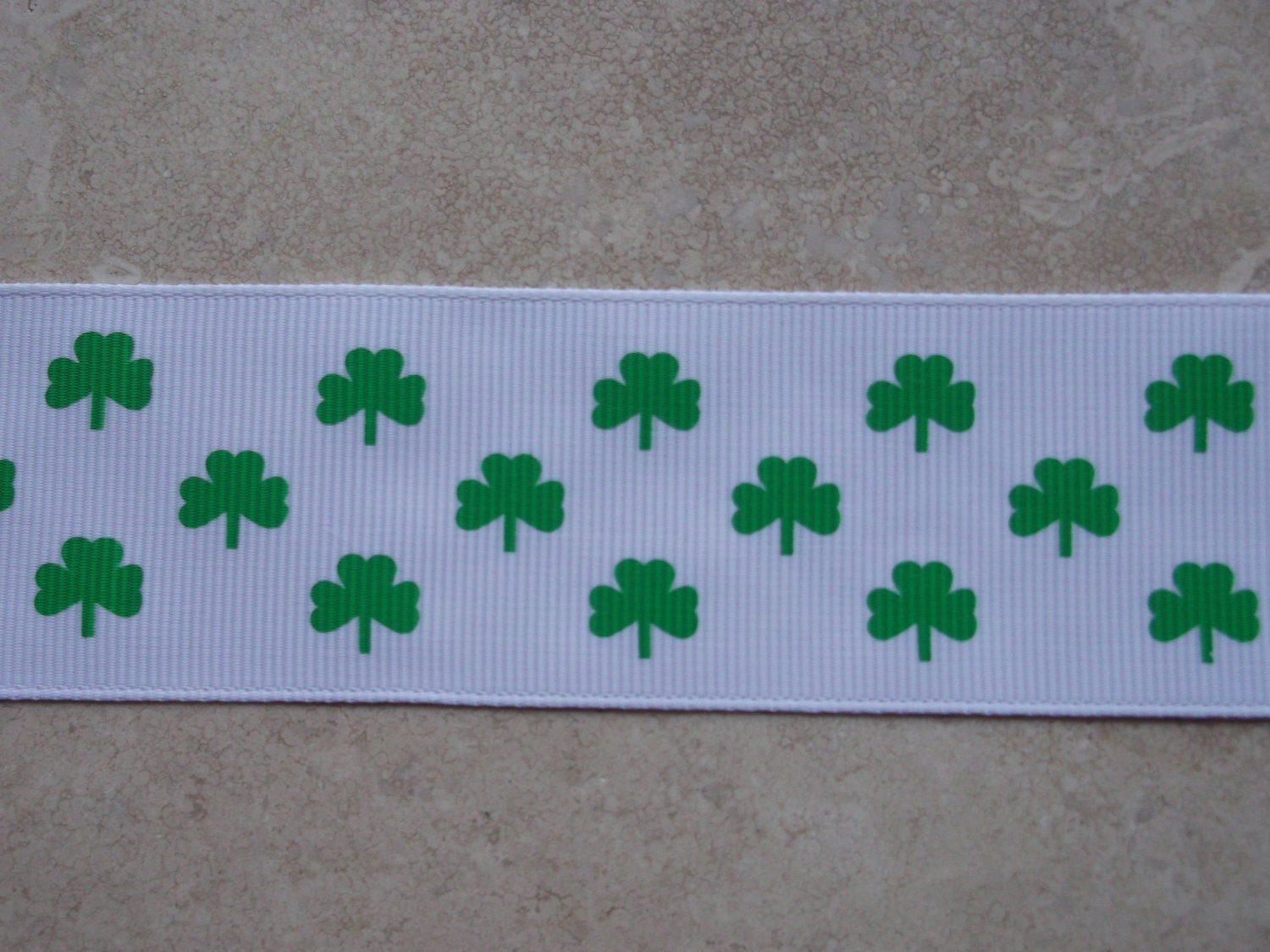 Classic Green shamrocks on white 1 1/2" grosgrain ribbon- St Patricks day Il_570xn