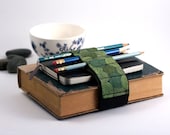 Adjustable Velcro Bandolier  /  Vertigreen ( pencil case alternative )