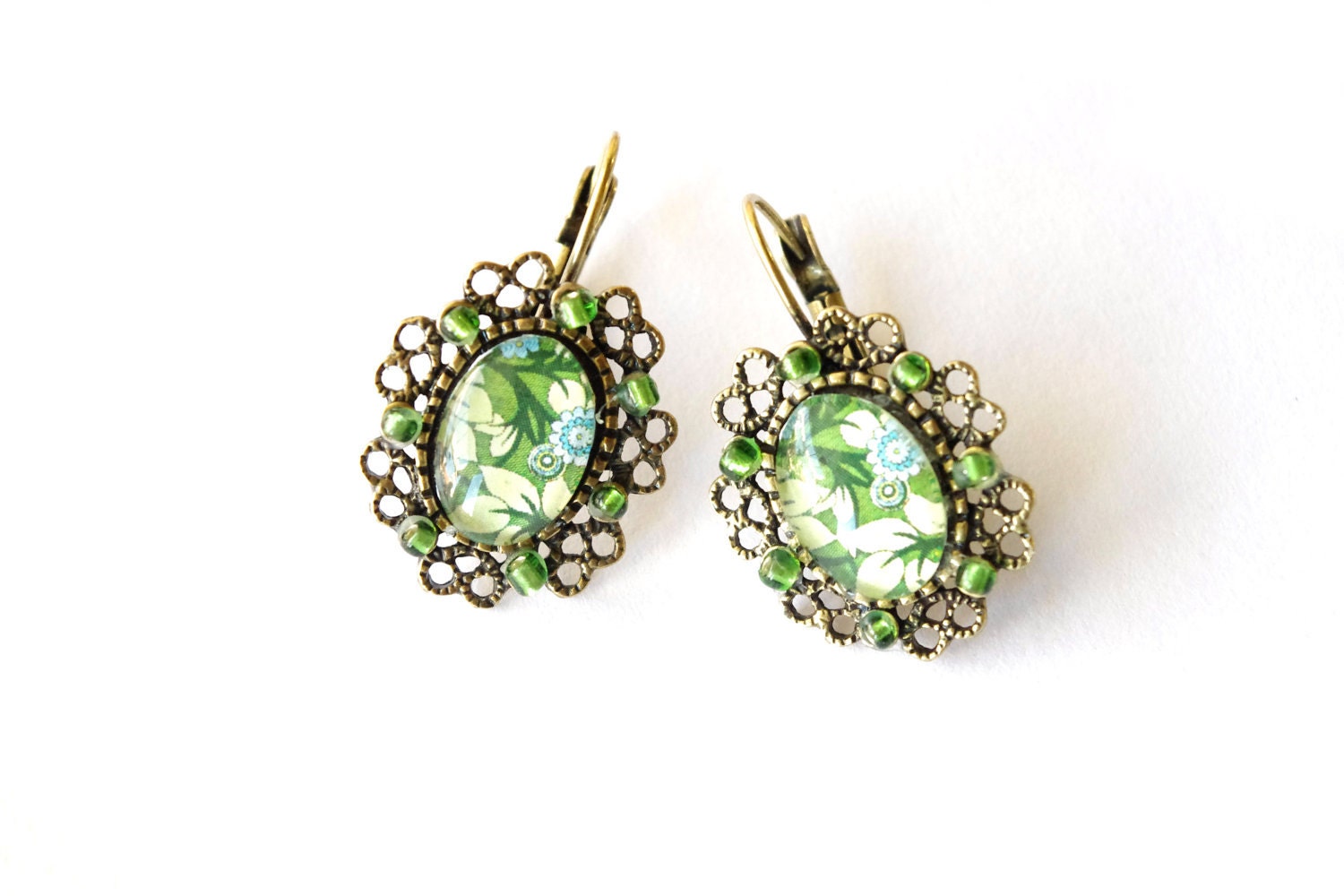 Green grass earrings, floral, eco,FREE SHIPPING, green beads, baroque