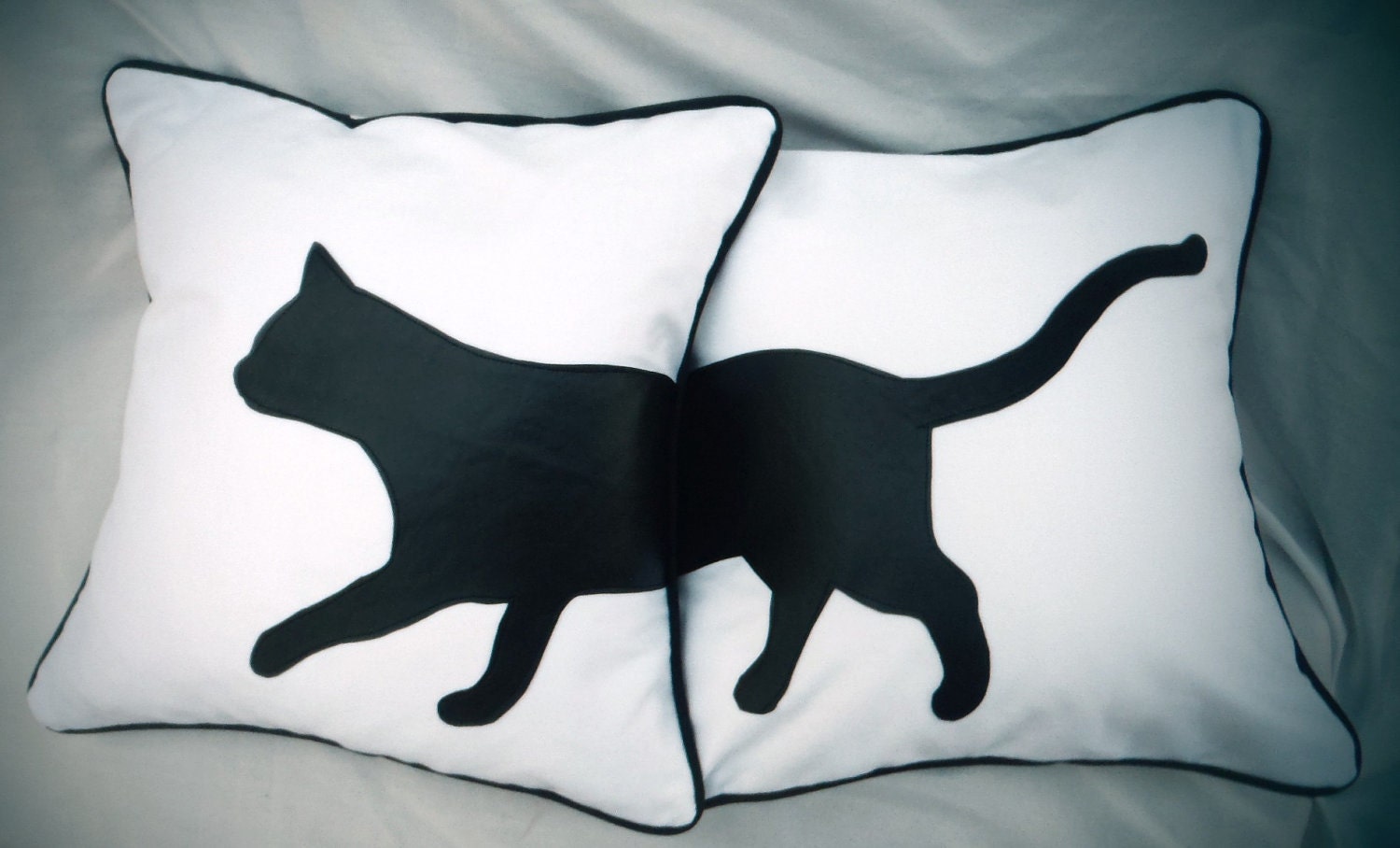 Black and White Cat Silhouette Decorative Pillows 16"X16"