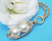 2 Peas in a Pod Gold Necklace for Two Special People - Ideal Gift for Brides, Bridesmaids, Friends, Best Friends, Sisters Or Mom Gift