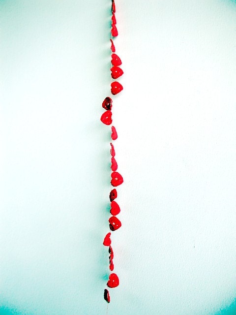 Crochet Red Hearts Garland L - 22 hearts