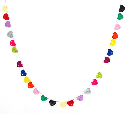 Hearts Garland XL - 28 hearts