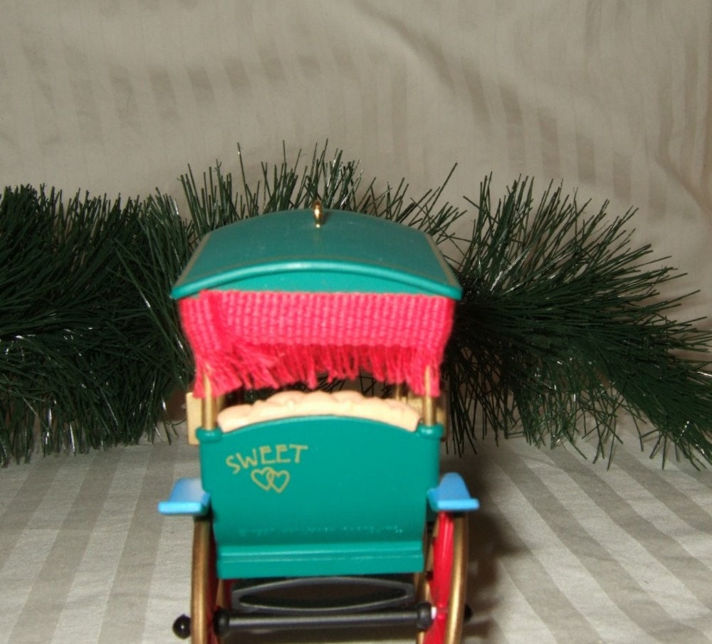 Vintage Christmas ornament, Hallmark Christmas Ornament  1985  sweetheart surrey.