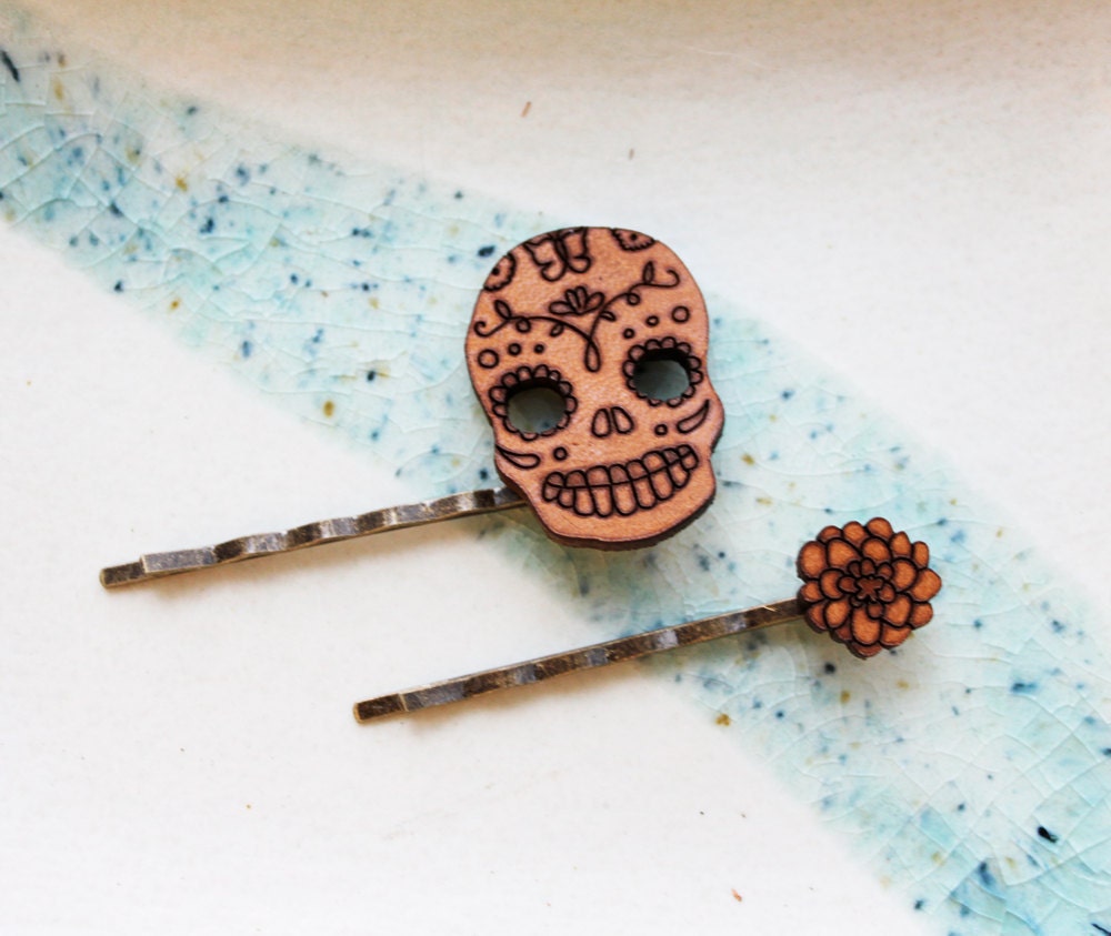 Skull Hair Pin Set - Dia De Los Muertos Candy Skull and Chrysanthemum Hair Accessories