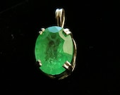 Sweet Columbian Emerald  Pendant