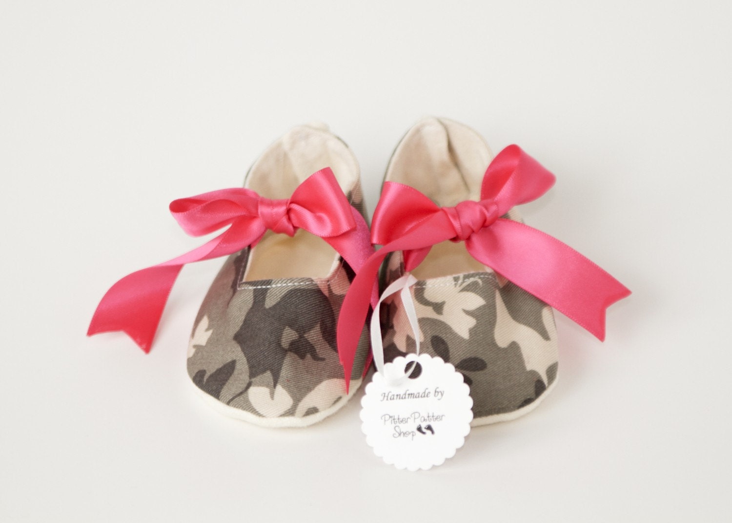 DADDYS GIRL-Camouflage and Hot Pink Soft Soled Baby Girl Bootie
