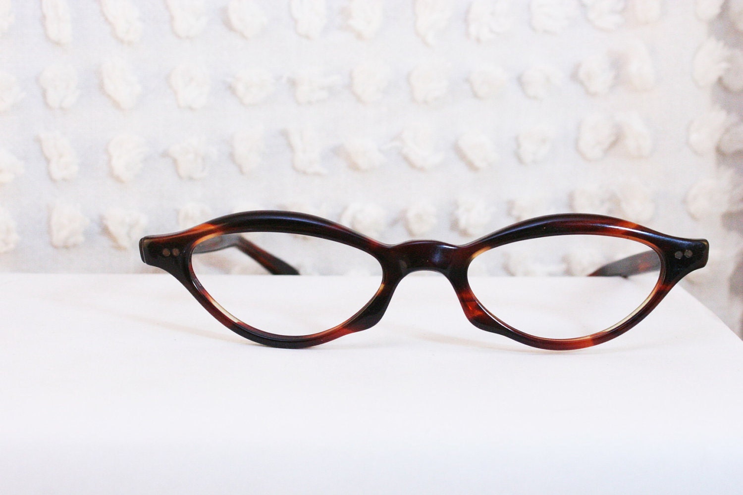 1960's Tortoise Eyeglasses Unique Horn Rim Slim Oval Diamond Shape Frame Dead Stock Large 46/19 by Kono Optical