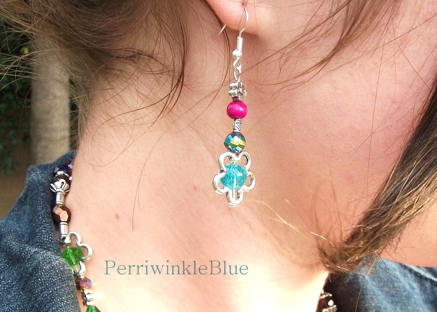 70's Retro Earrings with Crystals in Silver Flowers