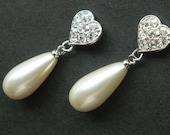 Coeurs d'Amour - Rhinestone and Shell Pearl Bridal Earrings