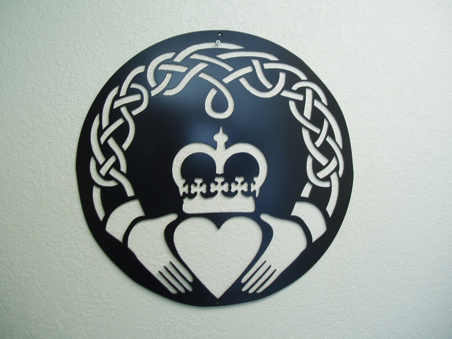 Claddagh Celtic Knot - Metal Wall Art