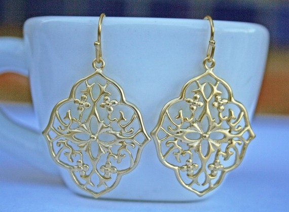 Gold Flower Filigree Earrings. Bridesmaids Earrings. Bridesmaids Gifts. Boho Earrings. Gift for Her. Wedding Gift. Bridal Jewelry. - BellaJewelsInc