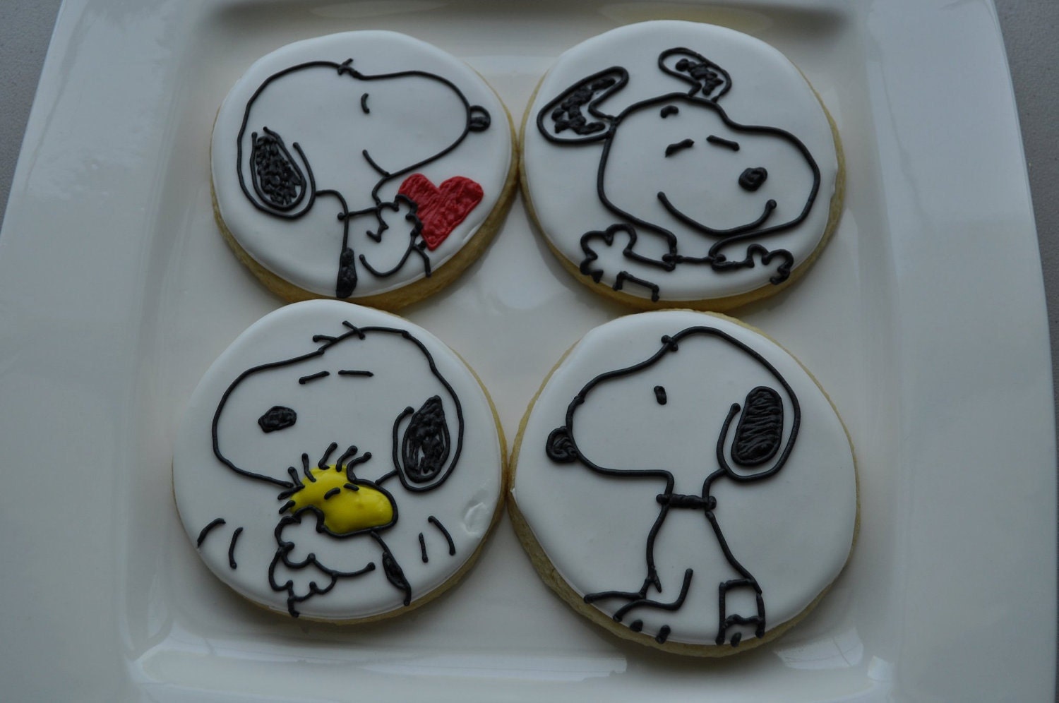 Snoopy And Cookies