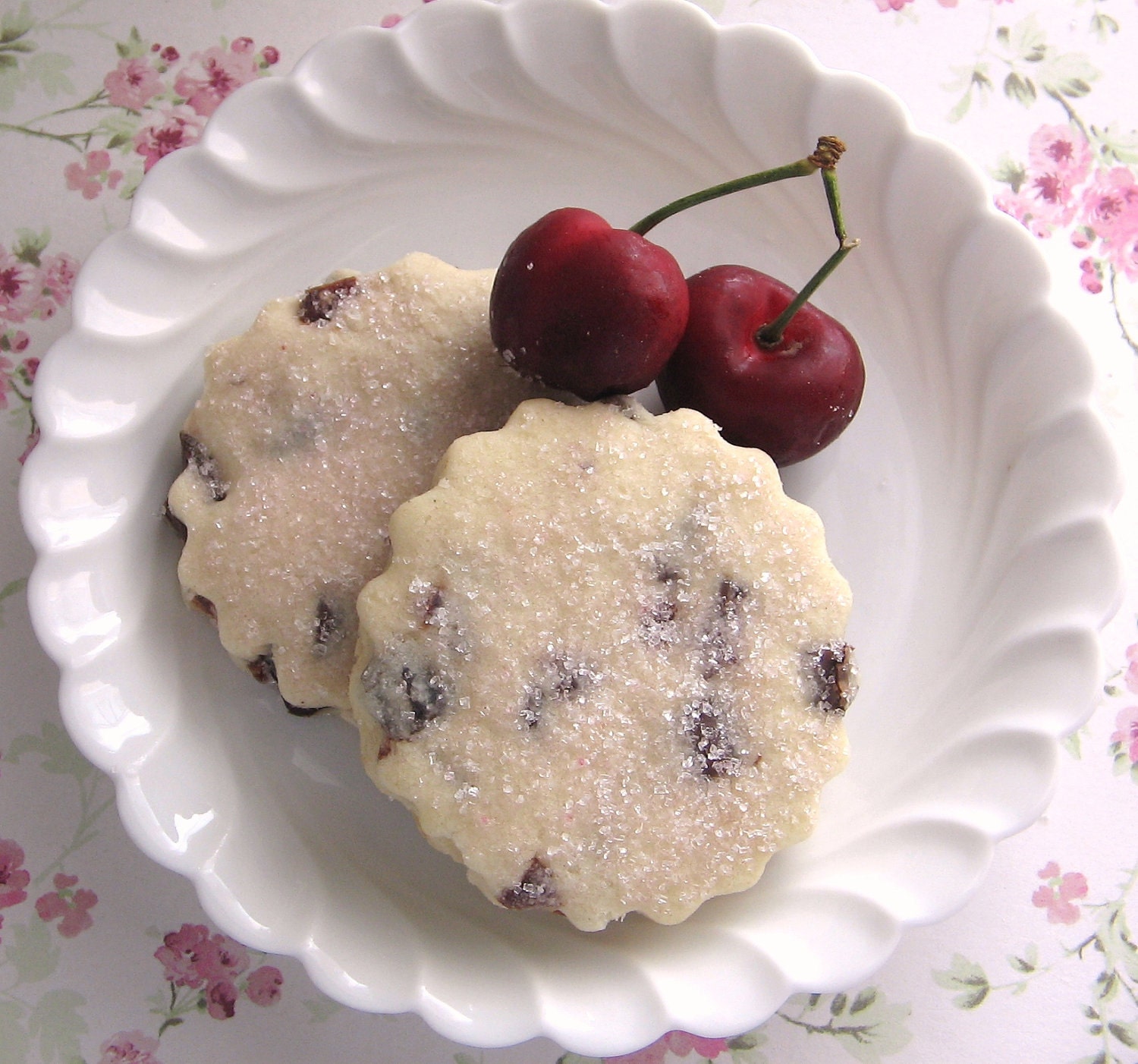 Gift Cookies Tin - 1 Dozen Cherry Chocolate Shortbread Cookies