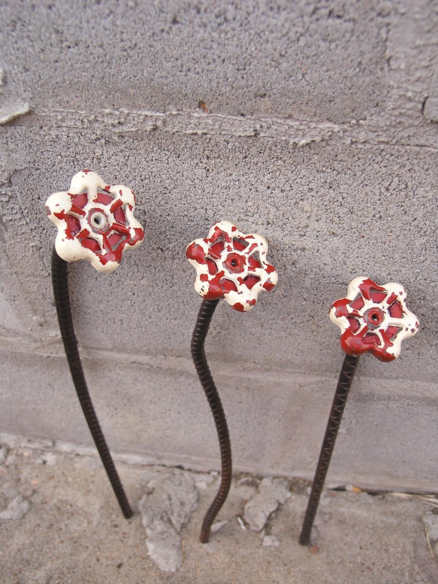Art Recycled, Metal Flower