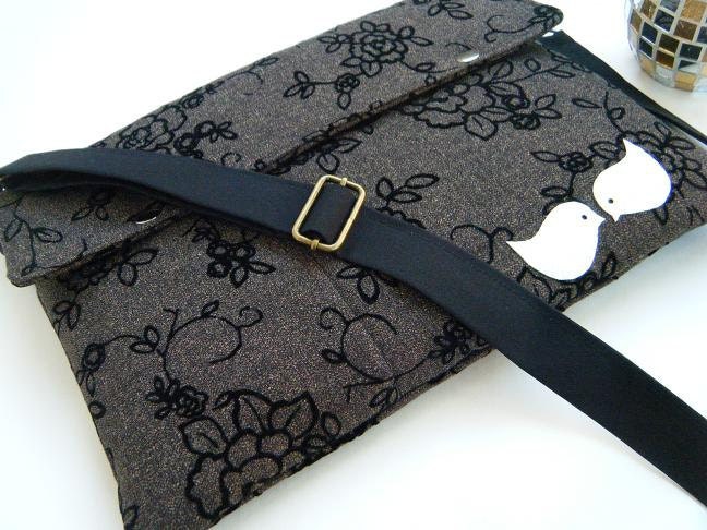 13inch macbook laptop sleeve-laptop case-laptop cover-also in sizes 11, 15, and 17-Midnight kisses with a matching shoulder strap