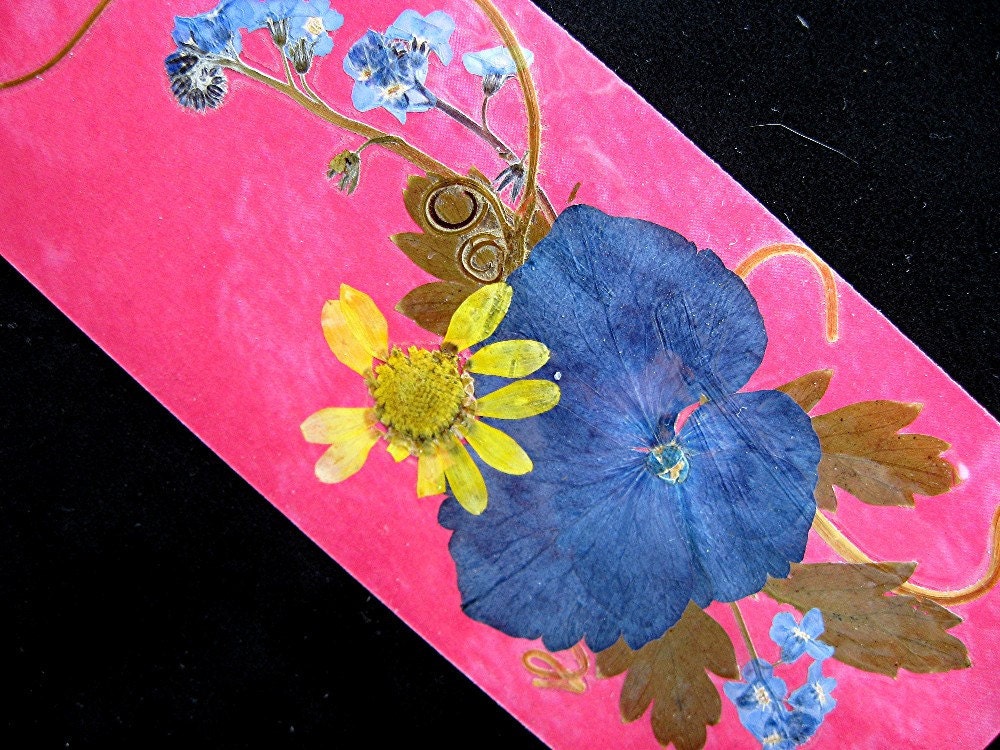 RED BOOKMARKS TWO Real Flower Bookmarks Love Friend Gift Flower Bookmarks Pressed Flowers Gingham and Pink 2 Bookmarks