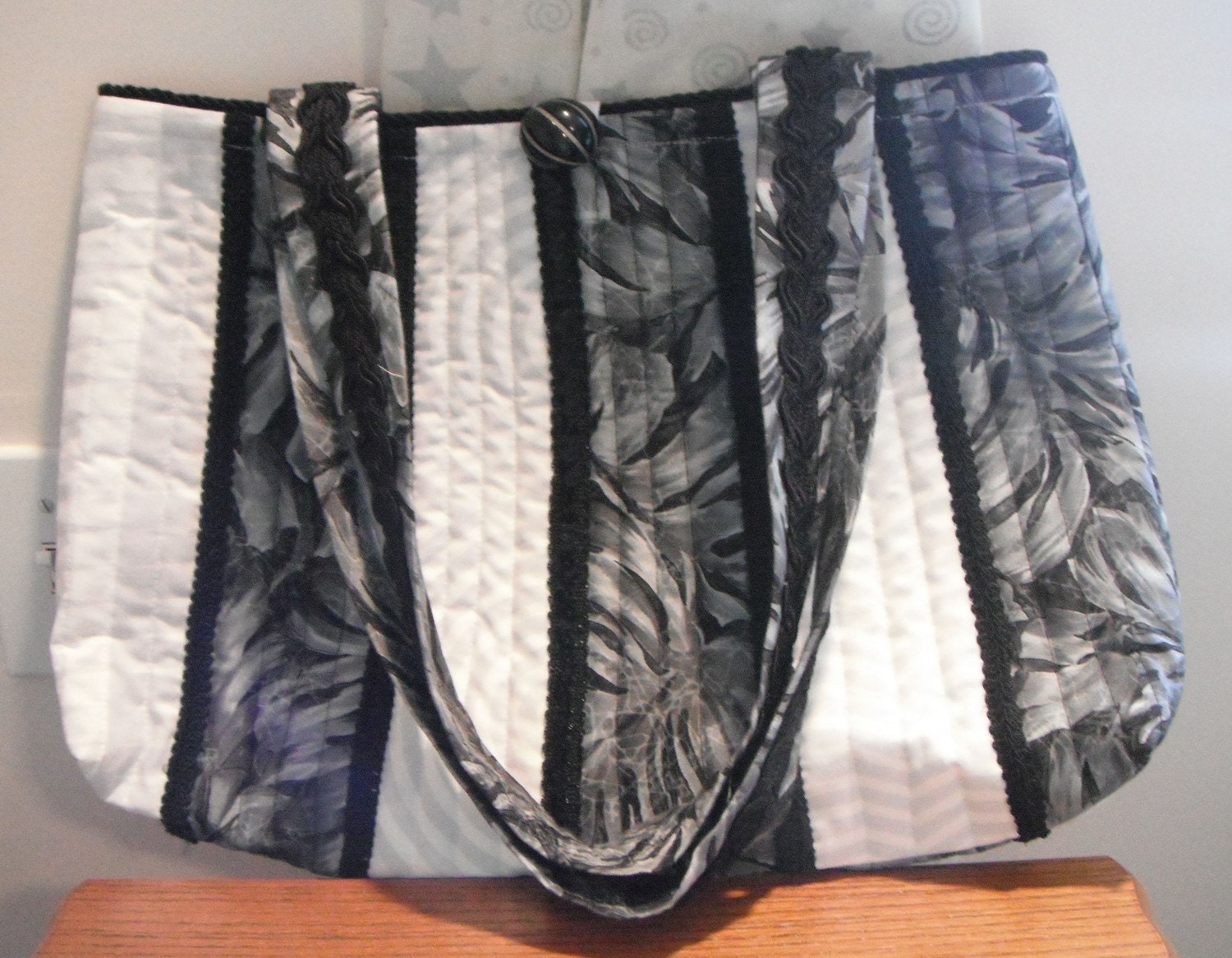 Black and White Tote / Purse / Bag / Laptop Carrier with Quilting, Textured Trim, and Inside Pockets