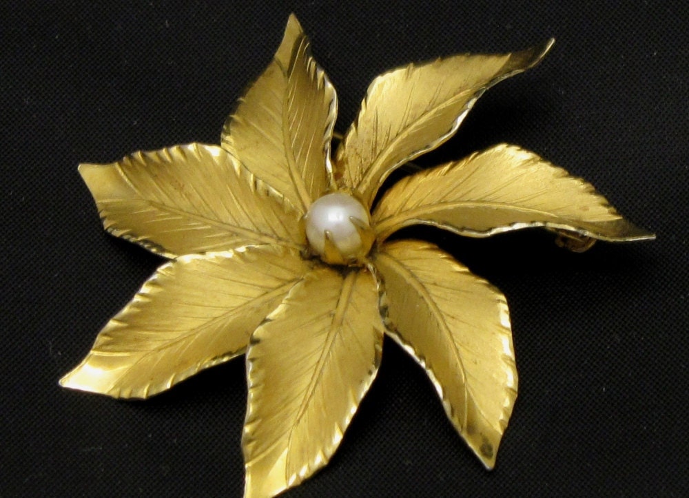 Binder Brothers 12K Gold Filled Brooch Pin with Pearl Center